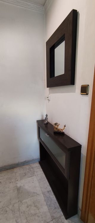 Recibidor de diseño y compacto
