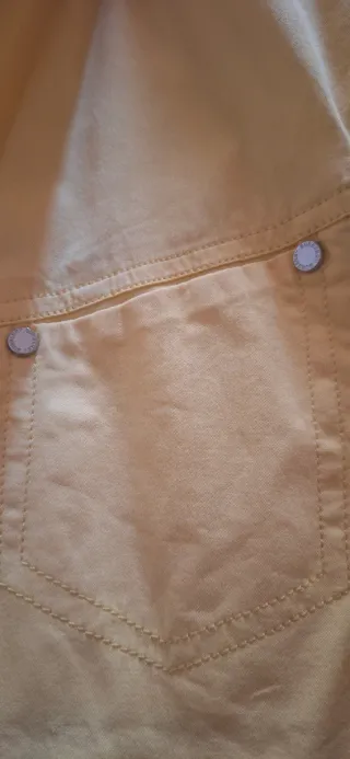Chaqueta Burberry Amarilla Talla 50