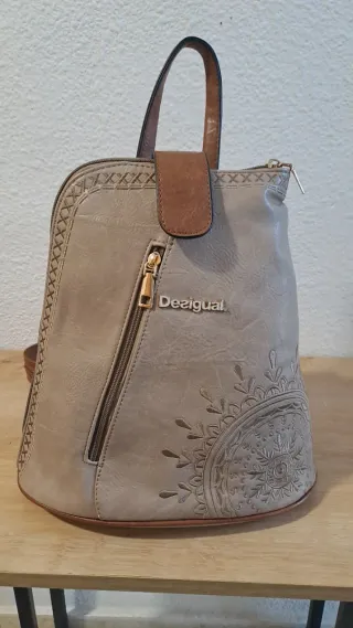 Mochila Desigual Beige y Marrón