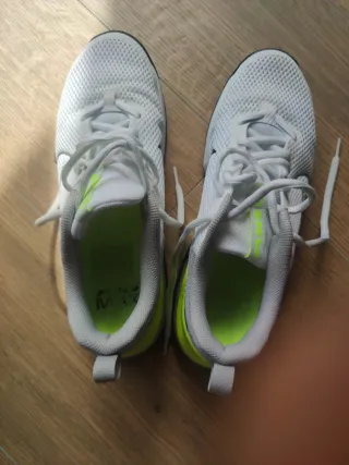 Zapatillas Nike Air Max Fluor y Blancas