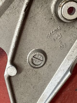 Estribera Derecha Suzuki GSR600 2007