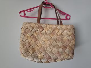 Bolso tejido ligero