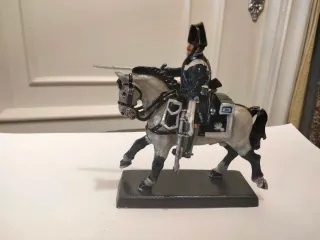 Figura soldado plomo a caballo