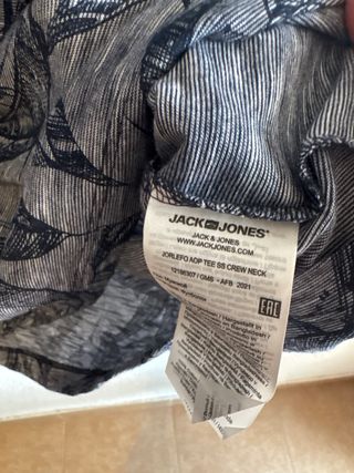 Camiseta Jack & Jones Estampada Hojas Gris