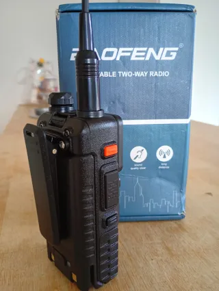 Walkie Baofeng UV-5RH