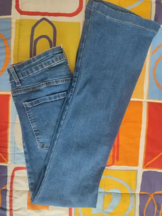 Jeans a zampa