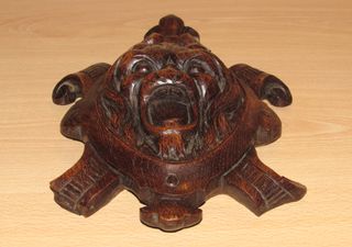 Antigua talla madera friso diablo león demonio