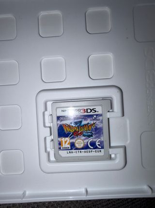Nintendo 2DS + 2 Juegos Inazuma Eleven