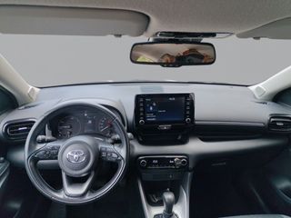 Toyota Yaris 1.5 120H Business Plus