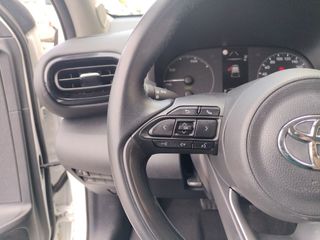 Toyota Yaris 1.5 120H Business Plus