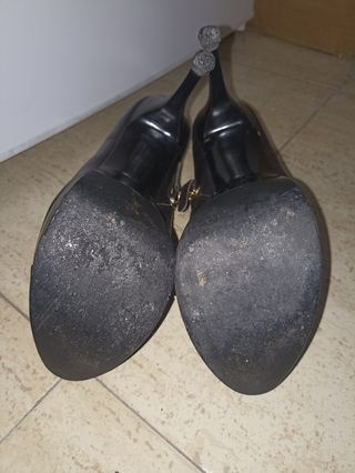 TACONES BOTINES USADOS