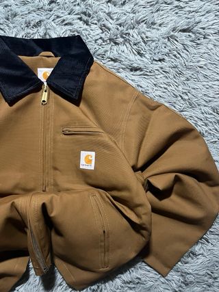 Chaqueta Carhartt Negra WIP Camel Harrington 90 M