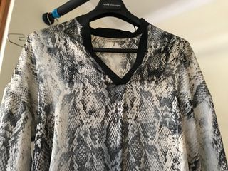 Blusa Zara Estampado Serpiente