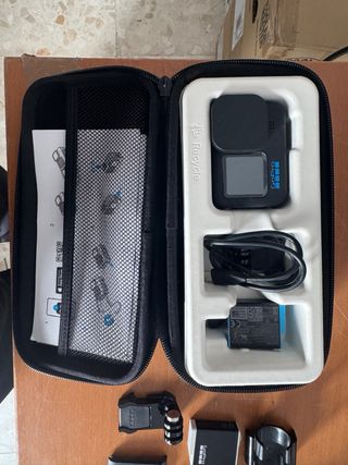 Camara Gopro Hero 10 mas Accesorios