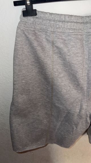 Pantalón corto Corteiz gris