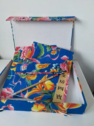 Estuche de escritura china
