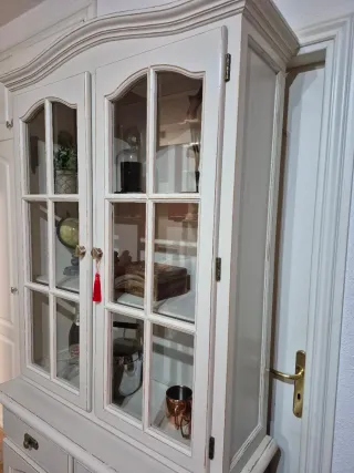 Vetrina/Credenza Bianca e Dorata