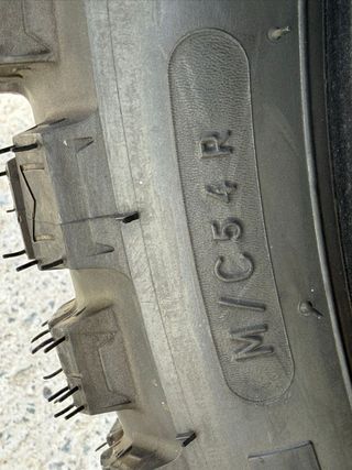 Pareja Neumáticos Michelin Anakee Wild con200km