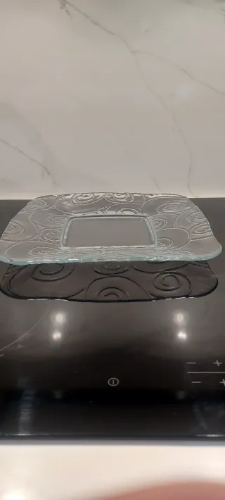 Plato cristal tensionado antiguo diseño espiral