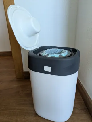 Contenedor de pañales Tommee Tippee