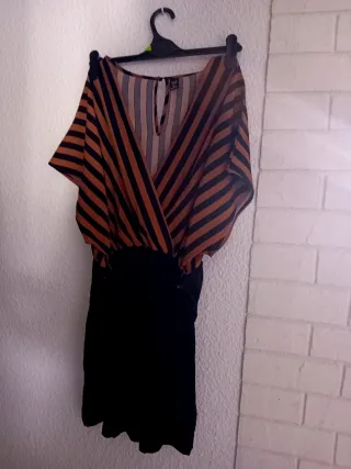 Mono corto rayas marrón y negro