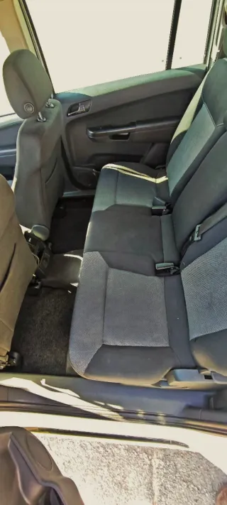 Opel Zafira 2011