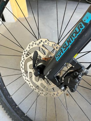 Bicicleta Fuji Talla L MTB Roja (Por no usar)