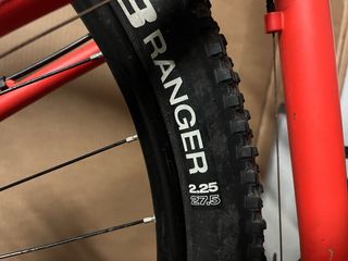 Bicicleta Fuji Talla L MTB Roja (Por no usar)
