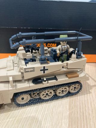 Cobi Sd.Kfz. 250/3 Tanque