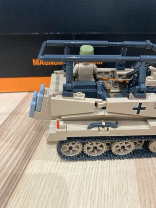 Cobi Sd.Kfz. 250/3 Tanque