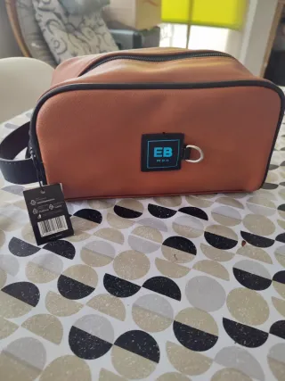 Neceser viaje polipiel EB man marrón NUEVO