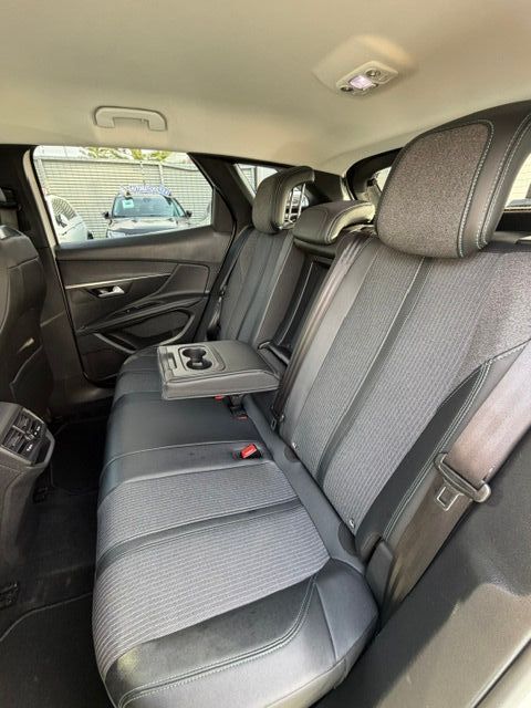 Peugeot 3008 2022