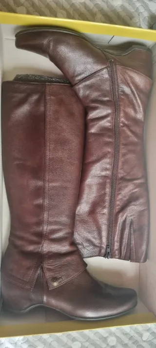 Botas altas piel marrón Talla 40