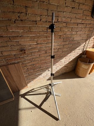 Trípode Soporte Peluquería Profesional.40€/ unidad