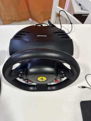 Volante Thrustmaster T80 Ferrari 488 GTB – NUEVO