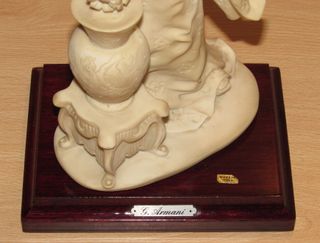 Geisha Gueisha Geisa firma Armani Capodimonte 80 ́