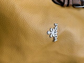 Bolso Prada Amarillo Mostaza Cuero