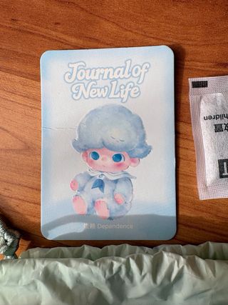 Dimoo Journal of New Life Peluche Blu