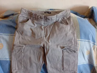 Pantalones cargo YFK niño gris
