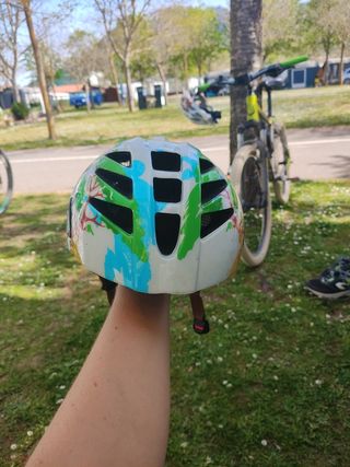 Casco bici infantil Uvex 47-52 cm 200gr