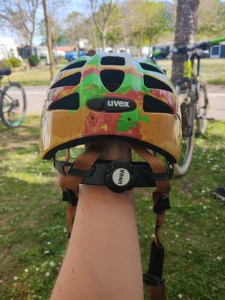 Casco bici infantil Uvex 47-52 cm 200gr