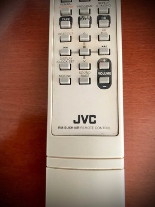 Minicadena JVC CA UXH33 Plata y Beige “Negociable”