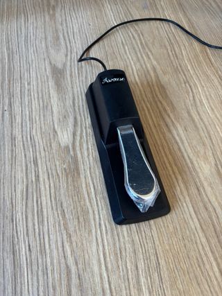 Teclado Yamaha E223