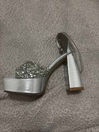 Tacones plateados plataforma talla 37