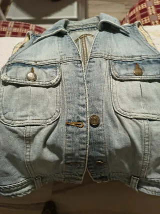 Chaqueta vaquera sin mangas Massimo Dutti Talla S