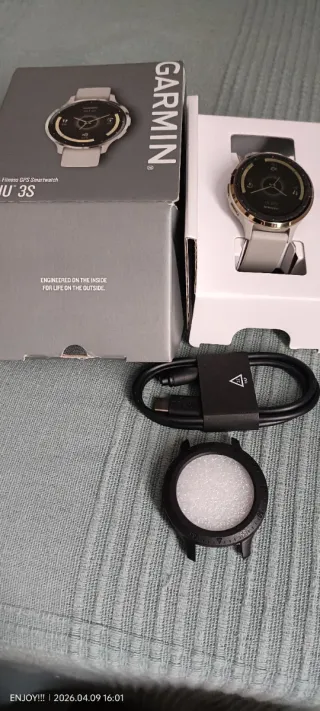 Garmin Venu 3S Plata/Blanco