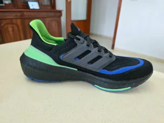 Adidas Ultraboost Light Core Black  Lucid Lime n43