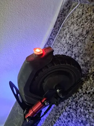 Casco Patinete Eléctrico Amarillo