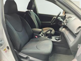 Toyota Rav4 2.2 D-4D Executive 4x2