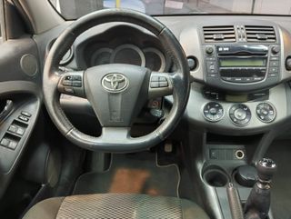 Toyota Rav4 2.2 D-4D Executive 4x2